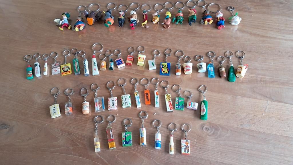 Serie Vintage Sleutelhangers(51) - o.a. Pol, Wessa, Zwan, Verzamelen, Ophalen of Verzenden, Gebruikt
