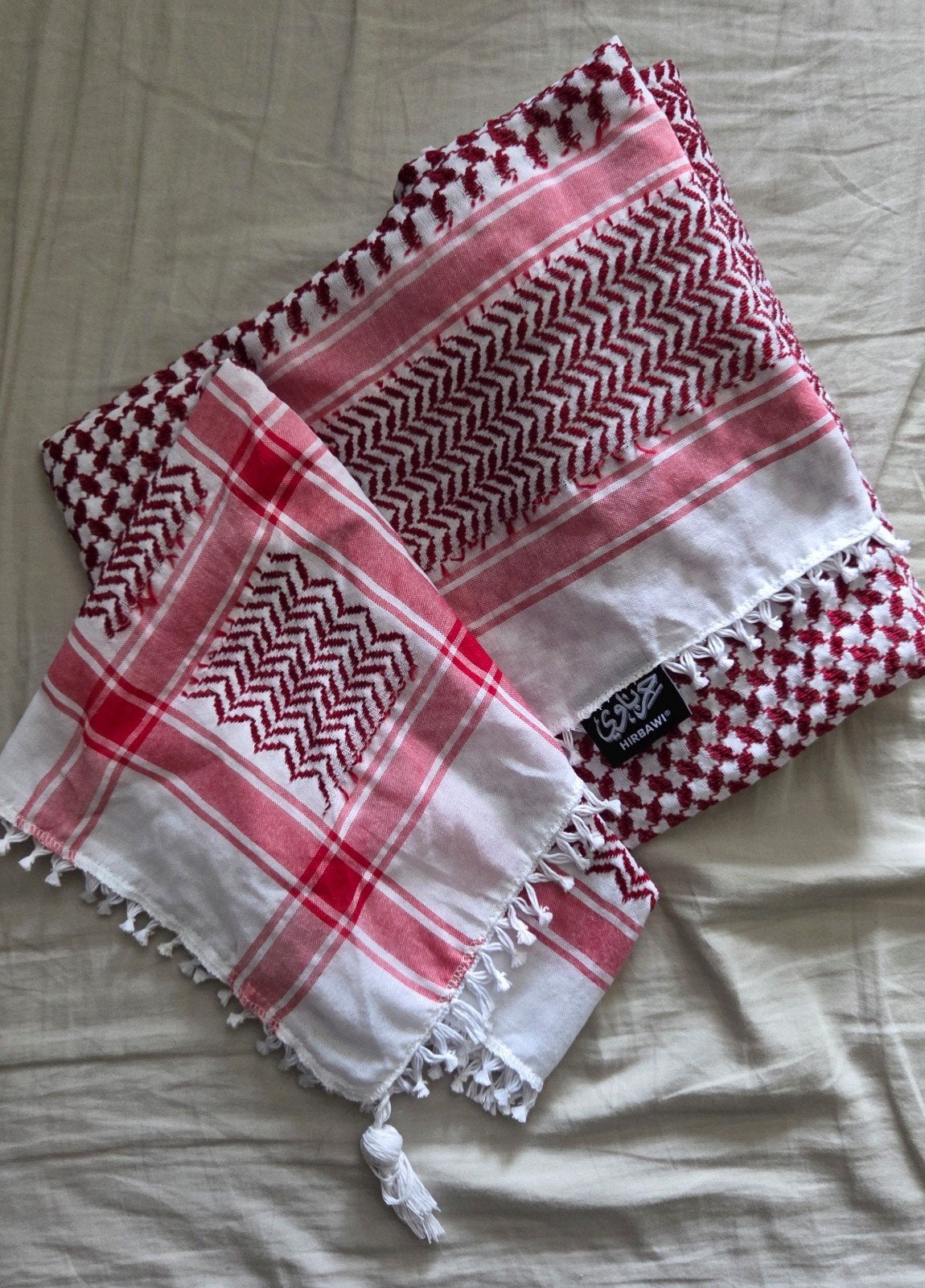 Rood & Wit Hirbawi Kufiya - Traditionele Palestijnse Sjaal, Kleding | Dames, Mutsen, Sjaals en Handschoenen, Hirbawi, Ophalen of Verzenden