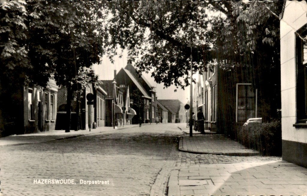 Hazerswoude - Dorpsstraat - Straatzicht, Ophalen of Verzenden, 1940 tot 1960, Gelopen, Zuid-Holland