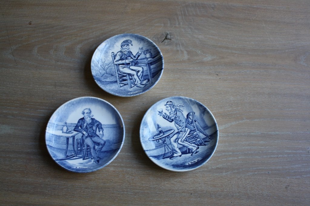 Vintage Delfts blauw bordje of onderzetter Sphinx by Boch, Antiek en Kunst, Ophalen of Verzenden