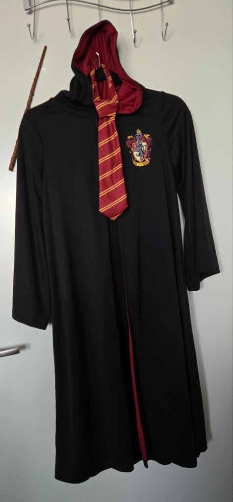 Harry potter Cape, stropdas en toverstaf mt 146 /  152, Ophalen of Verzenden, Nieuw, 146 t/m 152, Jongen of Meisje