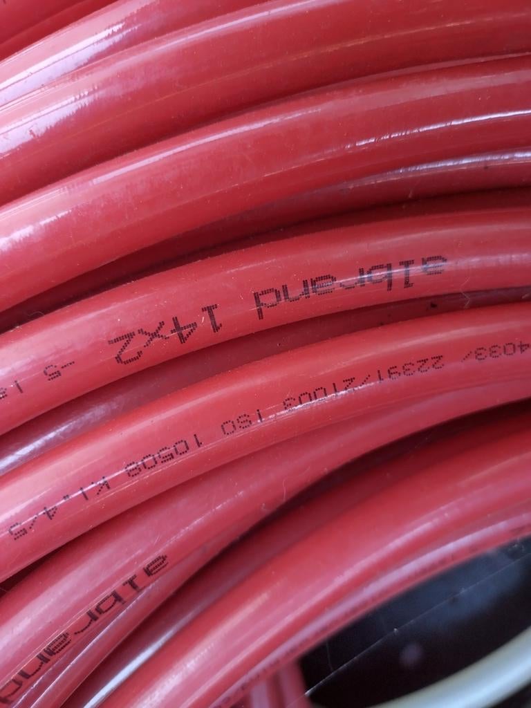 Vloerverwarmingsbuis - 14x2 mm. 170 meter, Doe-het-zelf en Verbouw, Buizen en Afvoer, Overige materialen, 6 meter of meer, Overige typen