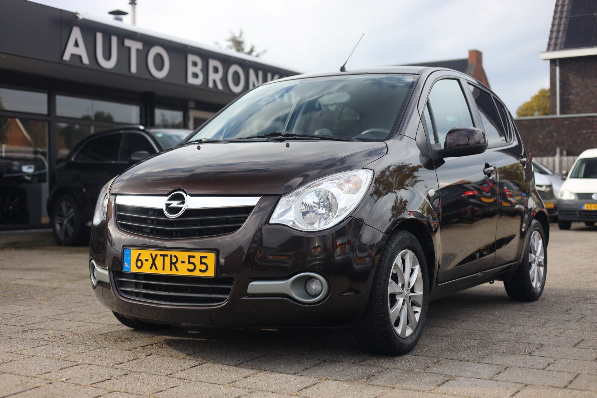 Opel Agila 1.0 BERLIN I AIRCO I TREKHAAK I LMV (bj 2014), Voorwielaandrijving, Euro 5, Stof, Gebruikt