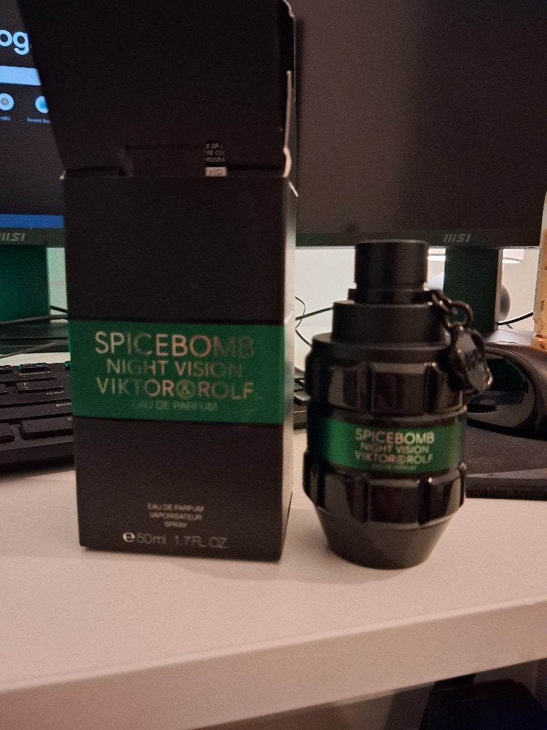 Viktor & Rolf Spicebomb Night Vision Eau de Parfum 50ml, Ophalen of Verzenden, Zo goed als nieuw