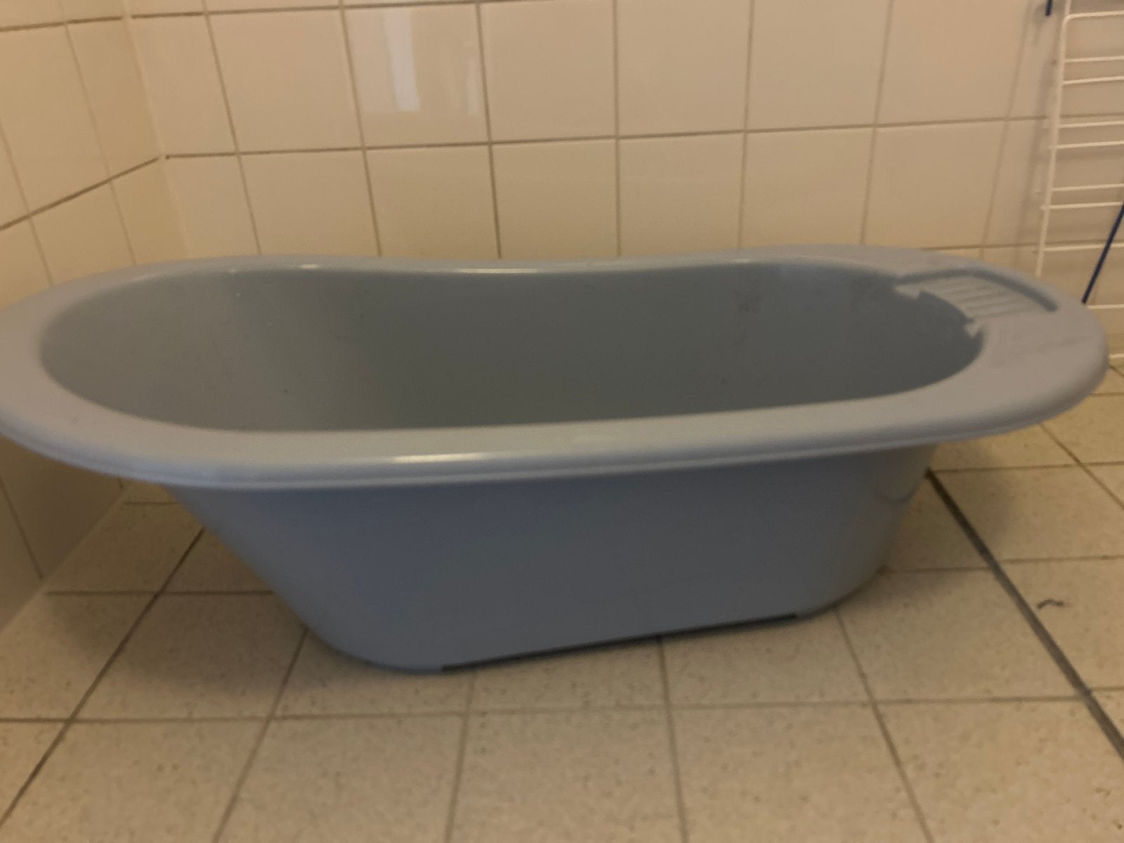 IJsblauw plastic kinderbadje met stop, Kinderen en Baby's, Badjes en Verzorging, Ophalen, Gebruikt, Badje