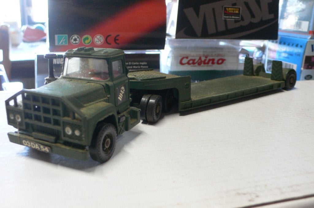 mack trekker/olegger militaire uitvoering corgi toys -, Hobby en Vrije tijd, Verzenden, Zo goed als nieuw, Bus of Vrachtwagen