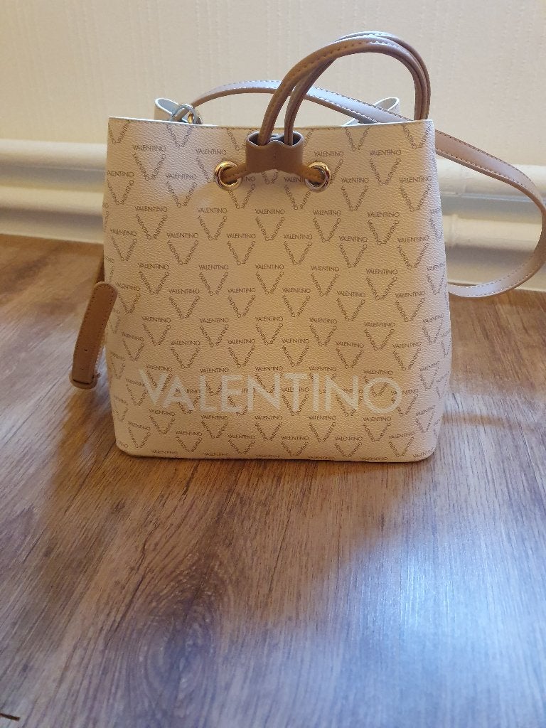 Valentino tas, Sieraden, Tassen en Uiterlijk, Tassen | Damestassen, Ophalen of Verzenden, Nieuw, Beige, Schoudertasje
