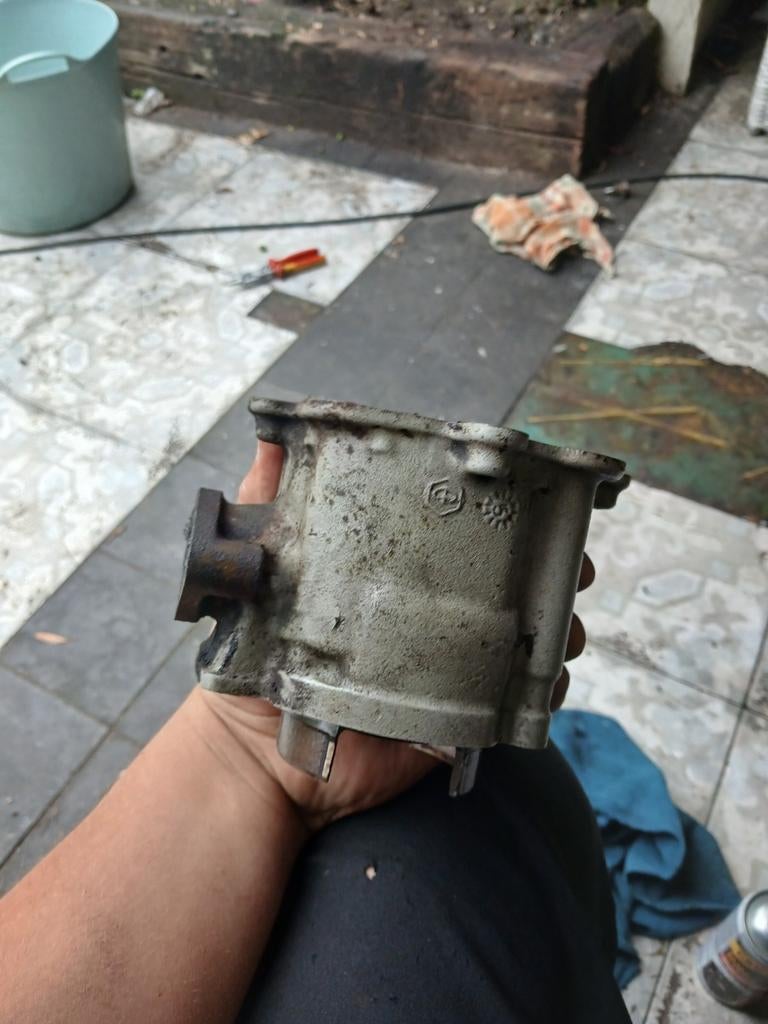 Hexagon 150cc cilinder, Ophalen of Verzenden