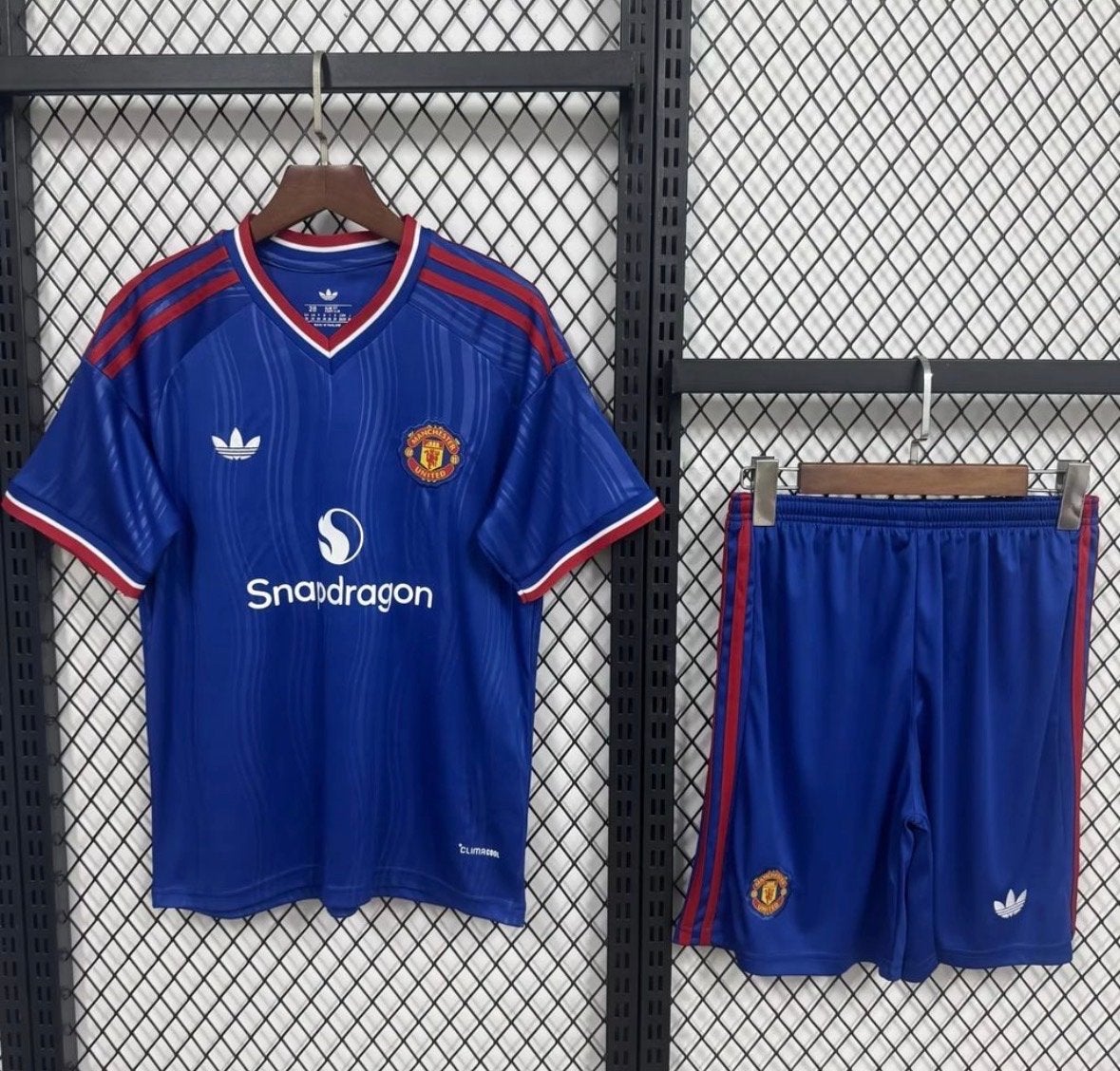 Manchester United Uitset 26/27 - Alle Maten - Nieuw, Maat M, Ophalen of Verzenden, Nieuw, Set