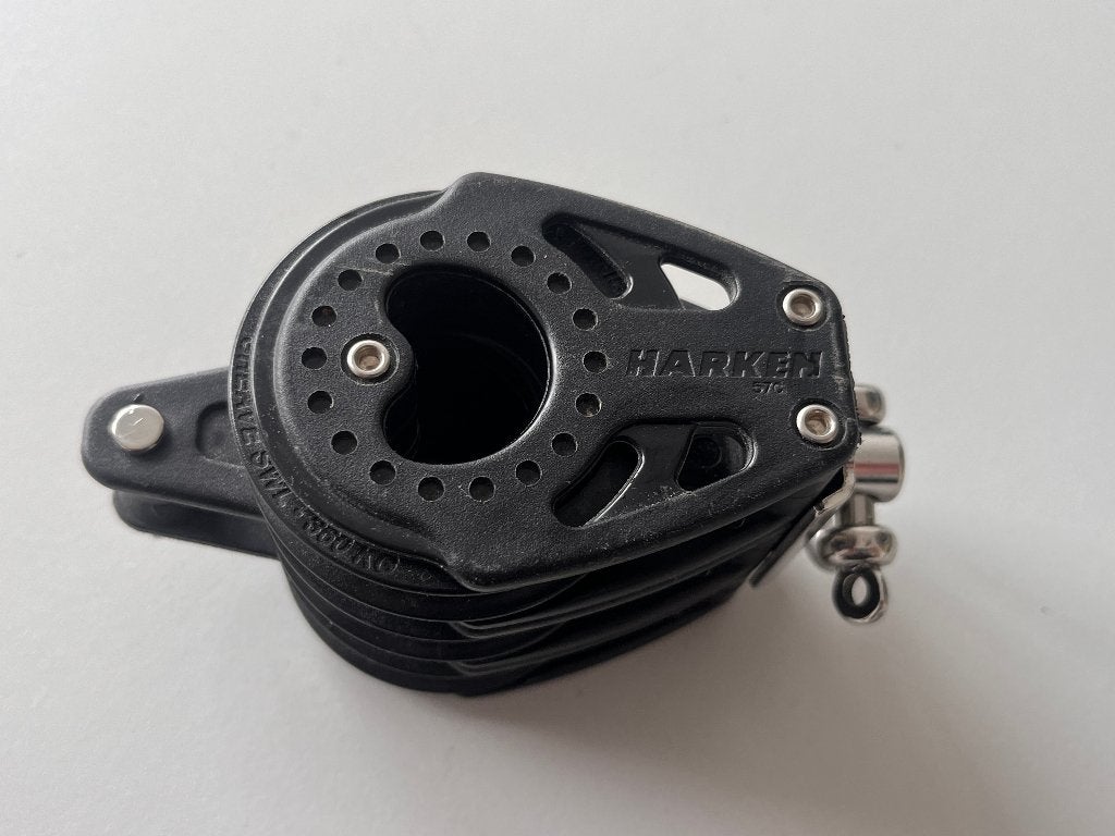 Harken 57C 3 Schijfsblok met Hondsvot en draaiwartel, Watersport en Boten, Ophalen of Verzenden, Nieuw, Lijn of Blok