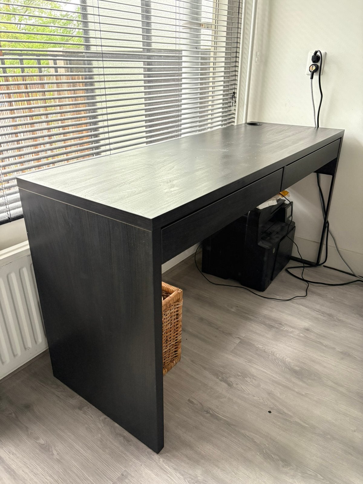 Bureau Micke Ikea, Huis en Inrichting, Bureaus, Zo goed als nieuw, IKEA, Zwart, Ophalen