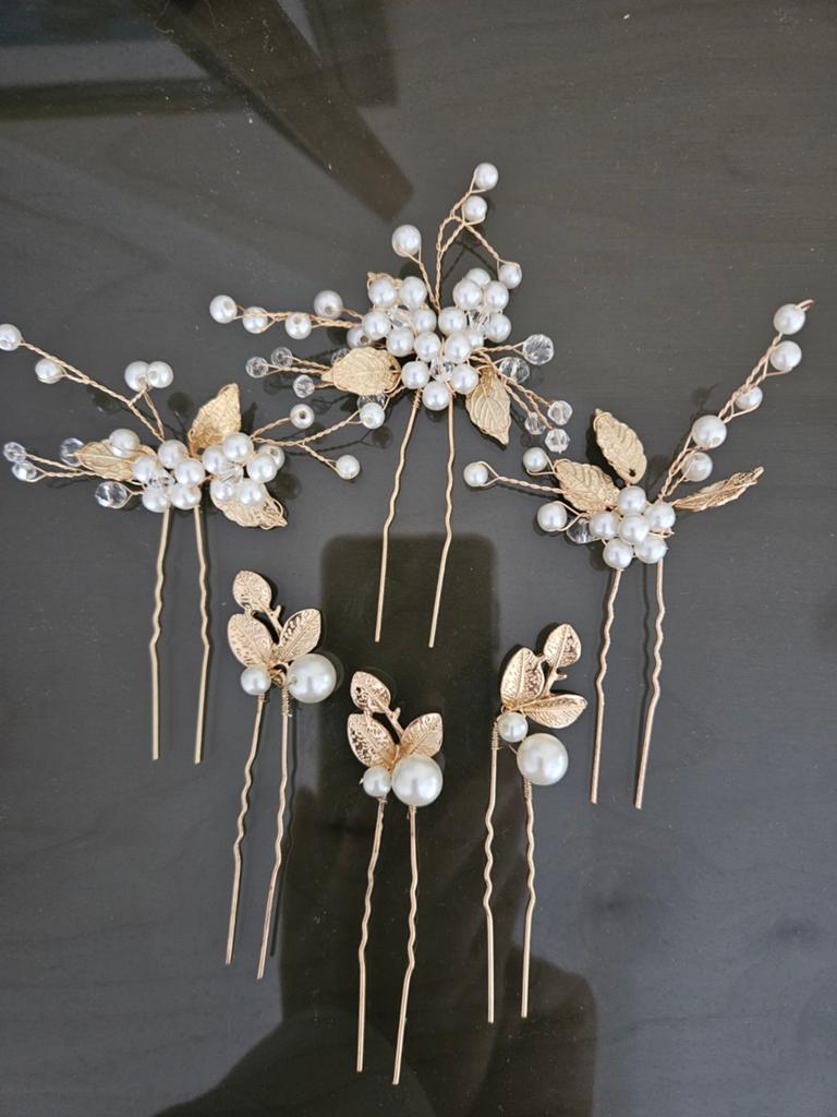 Trouw haar accessoire 6 pinnen, goud met parels, Sieraden, Tassen en Uiterlijk, Broches, Ophalen of Verzenden, Zo goed als nieuw