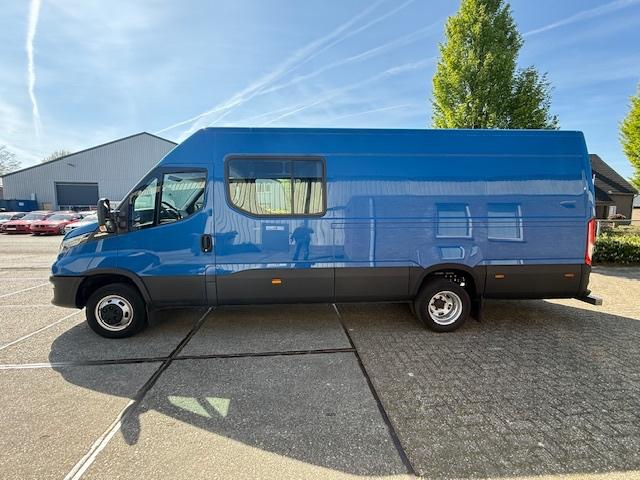 Iveco Daily Multi-cab euro 6 3.0D 210 PK  2020 Blauw, Automaat, Achterwielaandrijving, 4 cilinders, Iveco