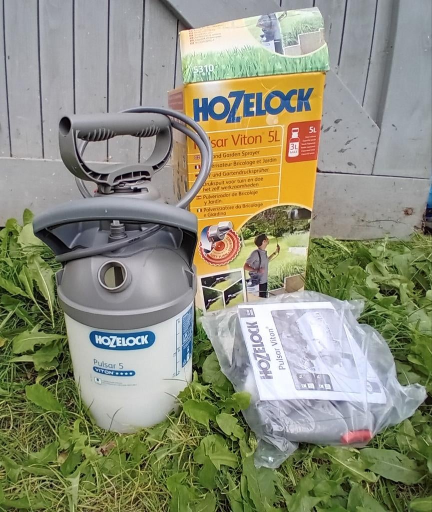 Nieuw in verpakking drukspuit Hozelock Pulsar Viton 5 liter, Ophalen of Verzenden, Nieuw, Onkruidbestrijding