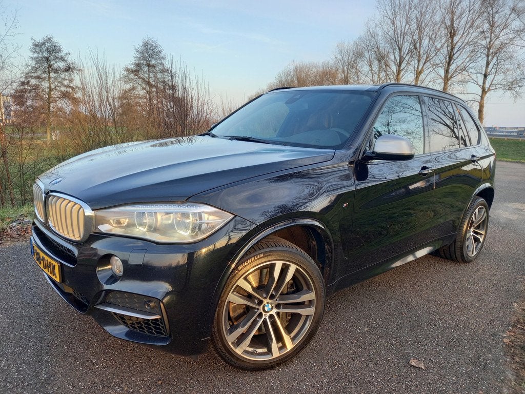 BMW X5 M50D 3,0 D AUTOMAAT (bj 2016), Auto's, Gebruikt, Euro 6, 2993 cc, Blauw