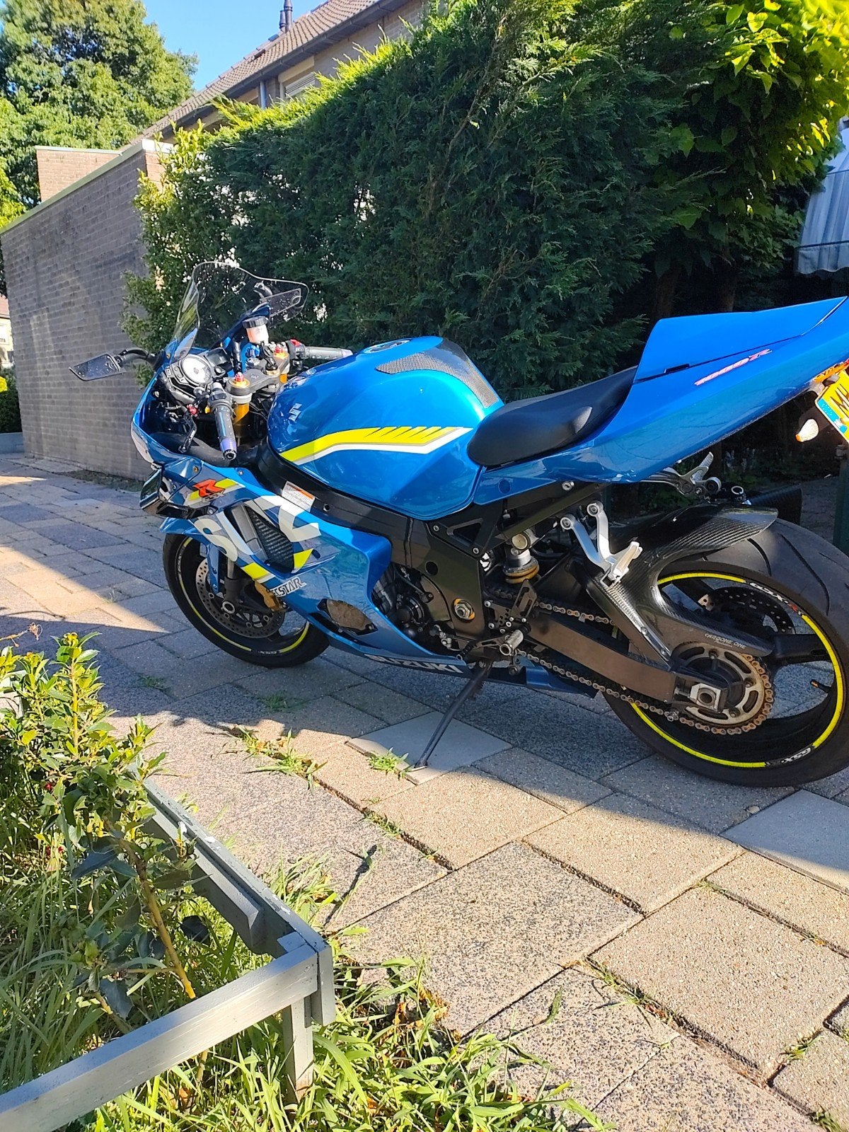 Suzuki GSX-R1000, Ophalen