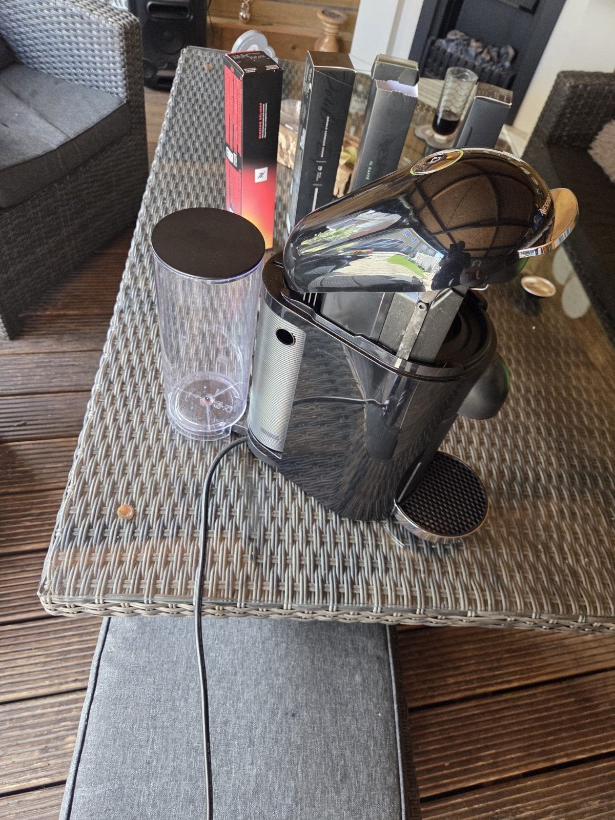 Nespresso Inissia Koffiemachine met diverse capsules, Ophalen, Espresso apparaat, Zo goed als nieuw, 1 kopje
