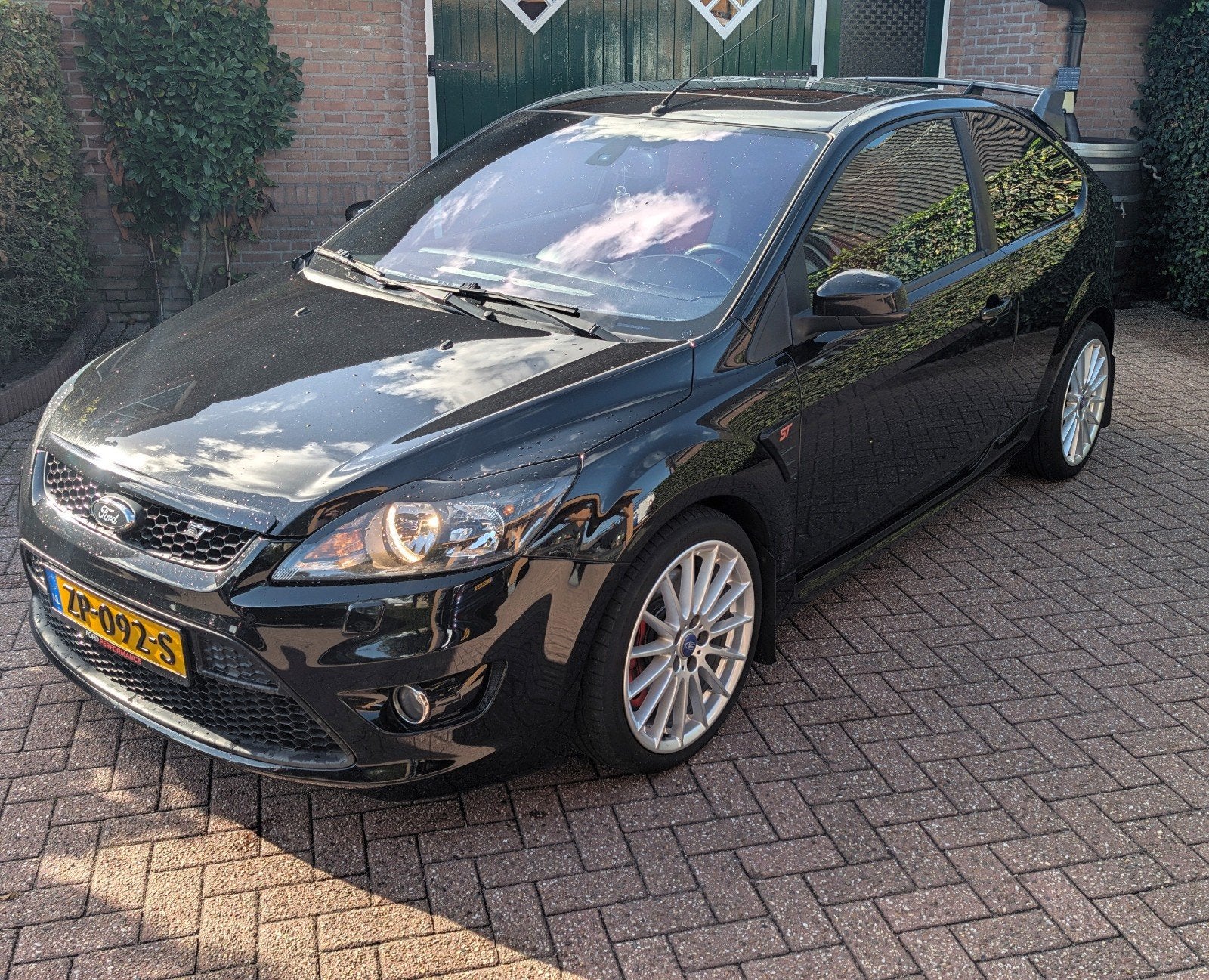 Ford Focus ST 225 – RS Look – Recaro – Milltek – Nette auto!, Auto's, 4 stoelen, 11 km/l, Handgeschakeld, Particulier