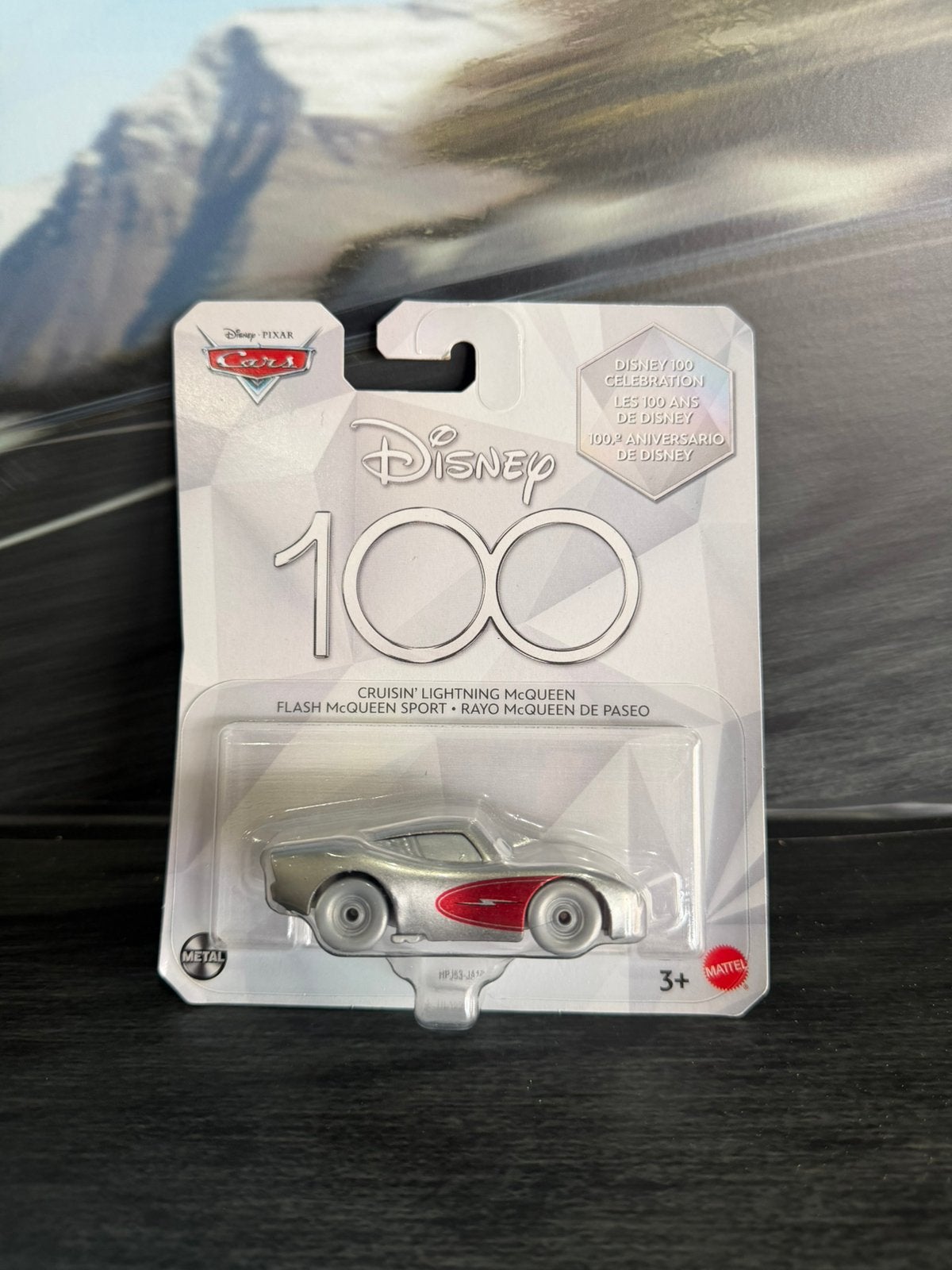 Disney Cars Disney 100 – Cruisin’ Lightning McQueen nieuw!, Kinderen en Baby's, Ophalen of Verzenden, Zo goed als nieuw
