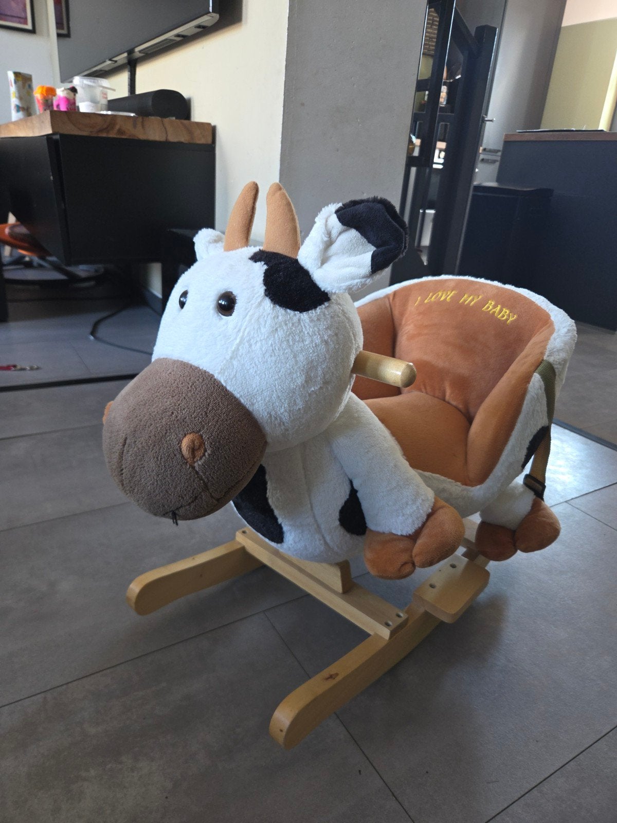 babyGO Hobbelkoe - Zo goed als nieuw hobbelpaard schommel, Kinderen en Baby's, Ophalen, Zo goed als nieuw