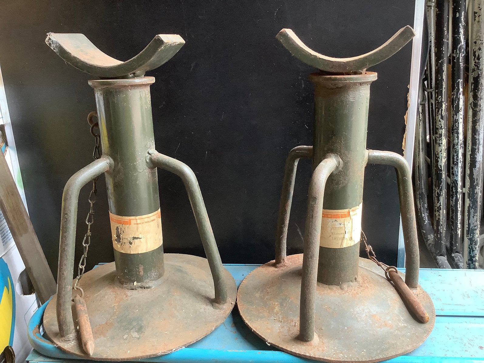 Zware oude assteunen van OSA., Auto diversen, Krikken, Ophalen, Garagekrik