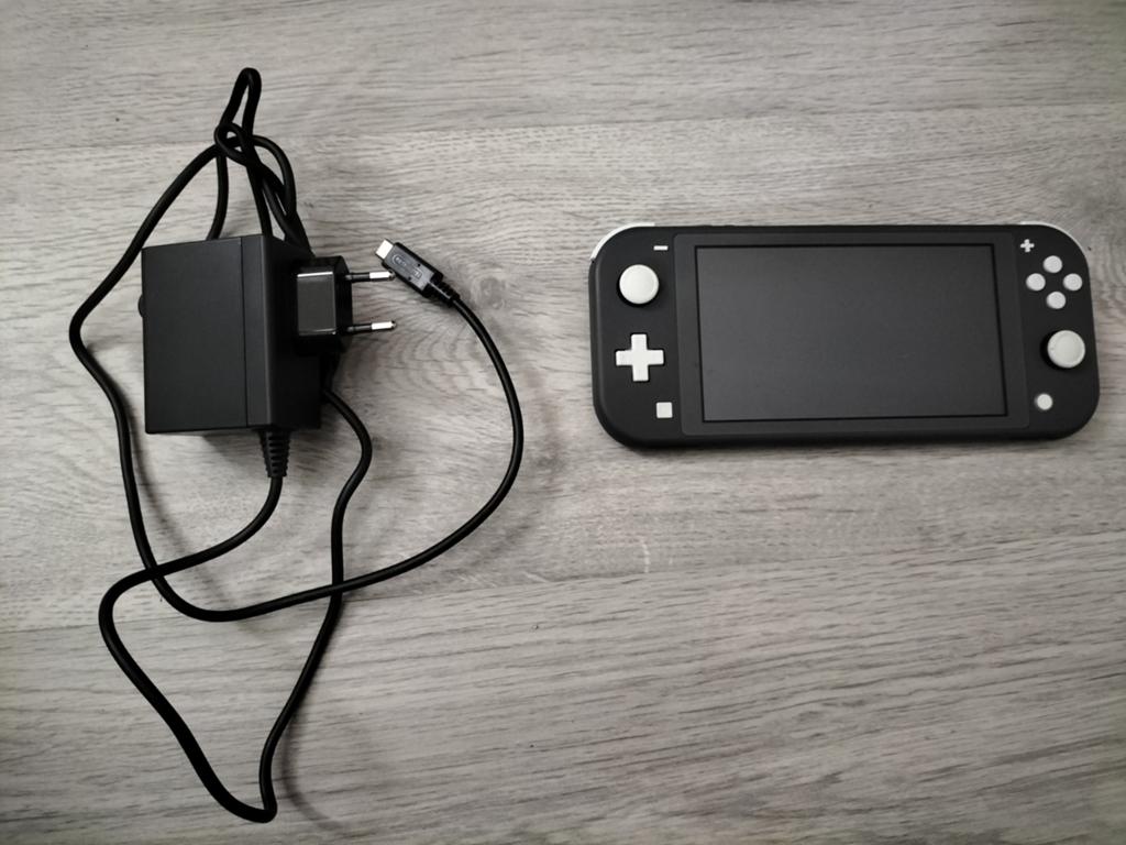 Nintendo Switch 1 Lite (ophalen), Spelcomputers en Games, Spelcomputers | Nintendo Switch Lite, Ophalen, Grijs, Zo goed als nieuw