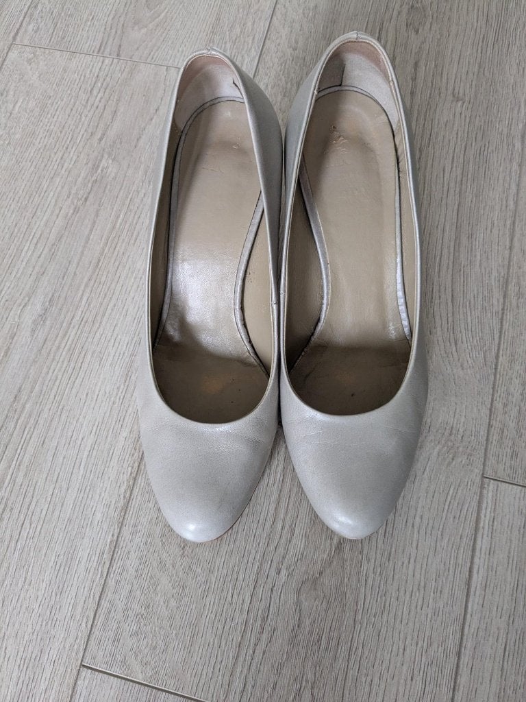 Grijze pumps, Ophalen, Pumps, Zo goed als nieuw, NOE