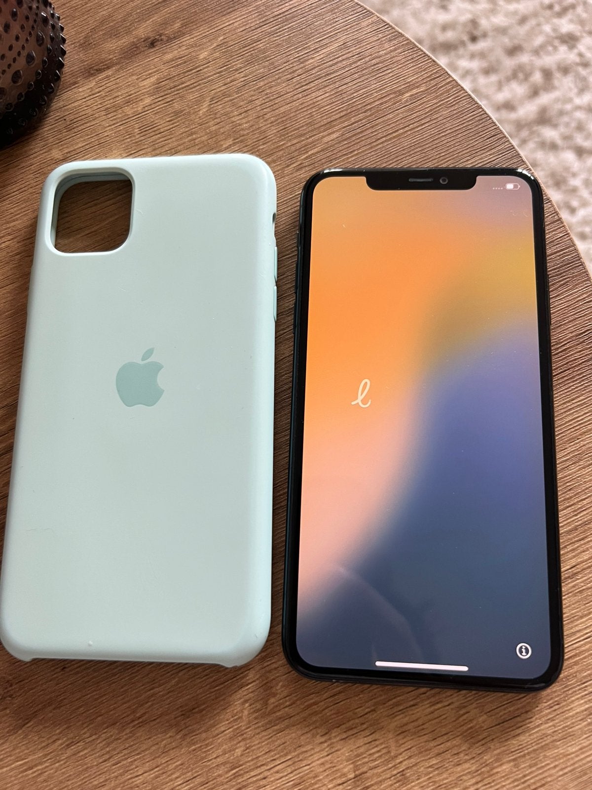 Iphone 11 max Pro - 64GB, Telecommunicatie, Mobiele telefoons | Apple iPhone, IPhone 11 Pro Max, Ophalen of Verzenden, Zo goed als nieuw