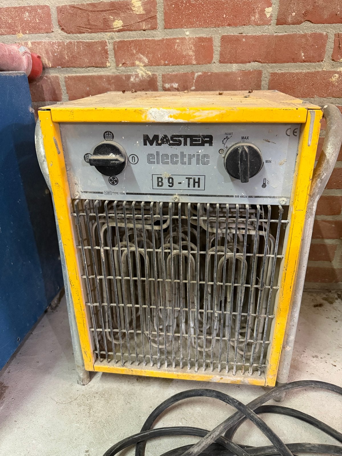 Master Electric B9-TH krachtstroom heater, Doe-het-zelf en Verbouw, 30 tot 80 cm, Gebruikt, Kachel, Minder dan 60 cm