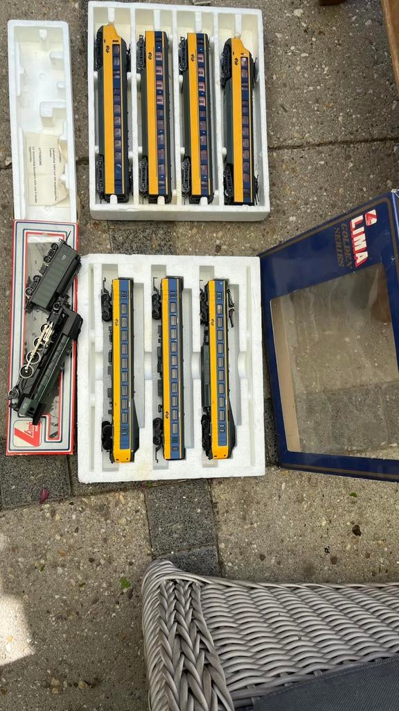 Lima/ koploper/ Hondenkop/ stoomlocomotief / mooi / erfenis, Hobby en Vrije tijd, Modeltreinen | H0, Ophalen of Verzenden, Zo goed als nieuw