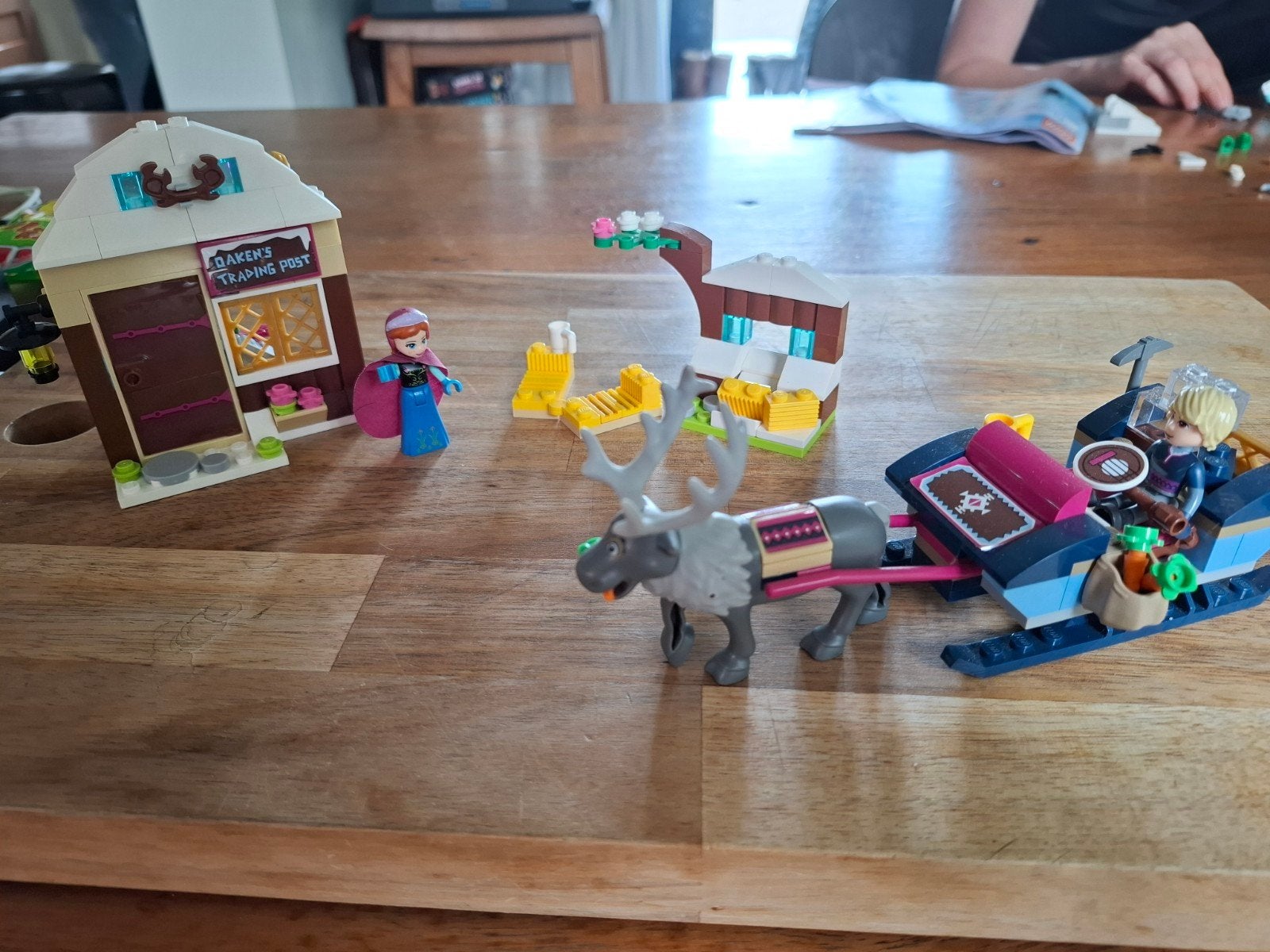Lego Disney Princess Frozen Oaken's Trading Post 41066, Lego, Ophalen of Verzenden, Zo goed als nieuw, Disney