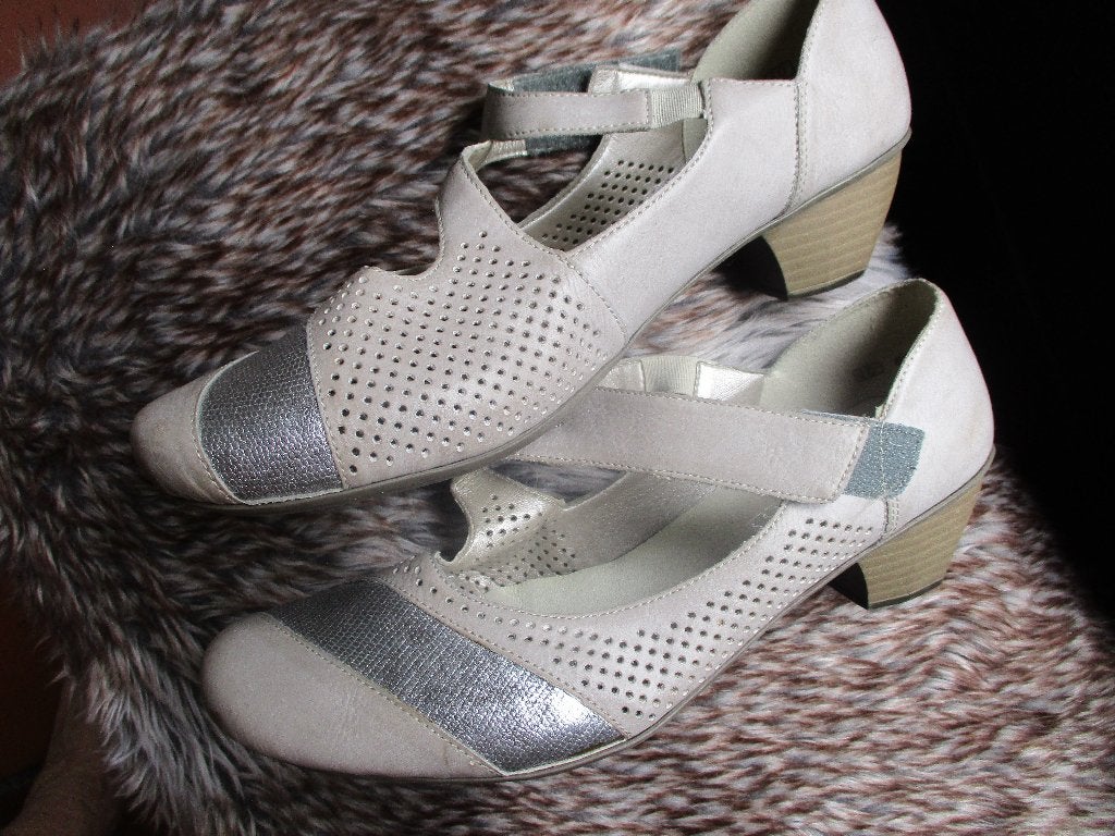 mj/RIEKER/schoenen/leder/maat 40/sluiten met klittenband, Kleding | Dames, Schoenen, Zo goed als nieuw, Schoenen met lage hakken
