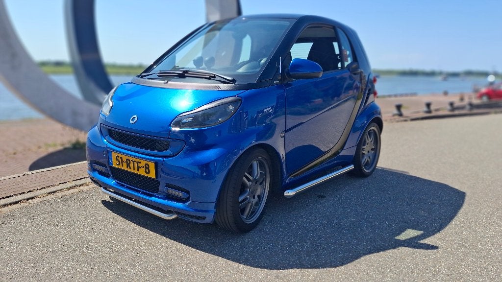 Echte Smart ForTwo 1.0 72KW Coupe Brabus AUT 2010 Zwart, Automaat, Zwart, 98 pk, 3 cilinders