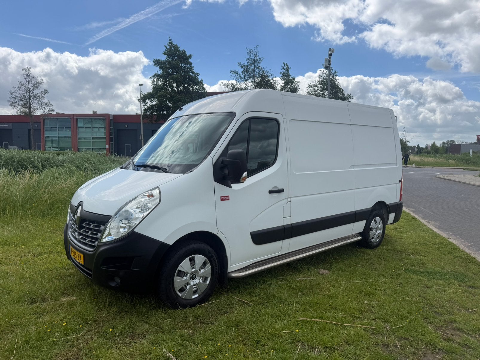Renault Master 2.3 dCi 130pk L2h2 T35 FWD EU6 2019, Auto's, Bestelauto's, Stof, 4 cilinders, Renault, 2500 kg