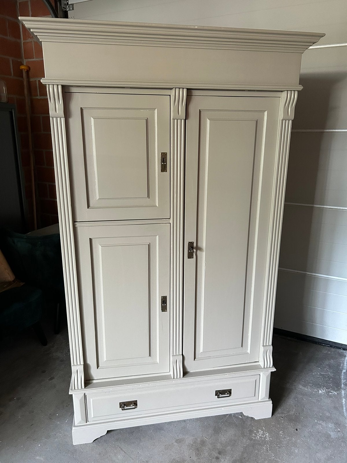Mooi opgeknapte kast, Ophalen, 50 tot 75 cm, 200 cm of meer