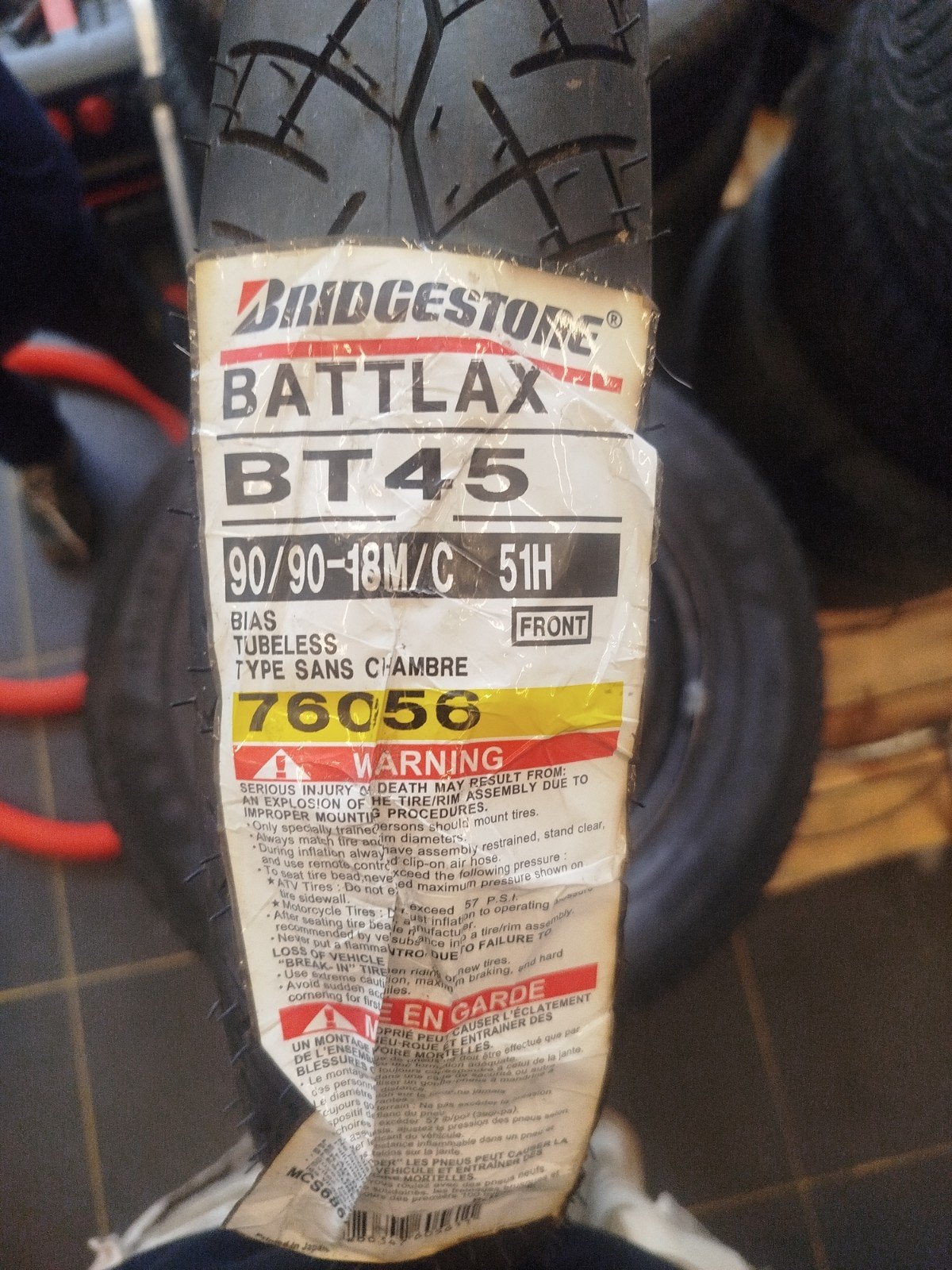 Bridgestone Battlax BT45 90/90-18M/C 51H motorband, Ophalen, Nieuw