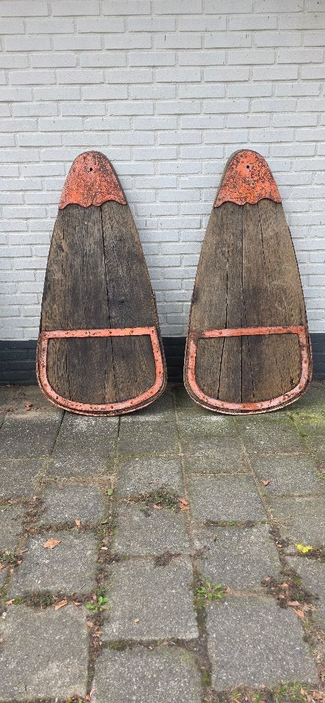 Te koop: 2 antieke eikenhouten nostalgische scheepszwaarden, Watersport en Boten, Ophalen, Gebruikt, Overige typen, Zeilboot