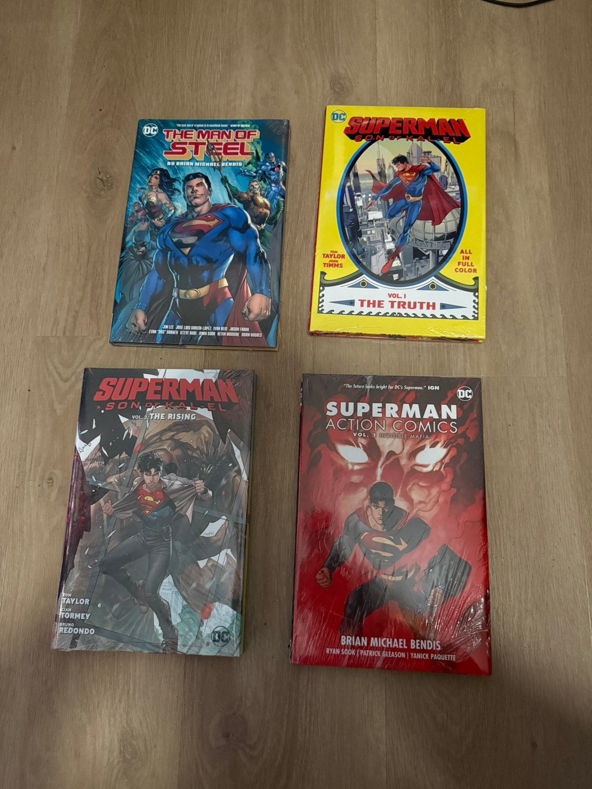 Superman Hardcovers Brian Bendis (DC)geseald, Boeken, Meerdere comics, Ophalen of Verzenden, Zo goed als nieuw, Amerika