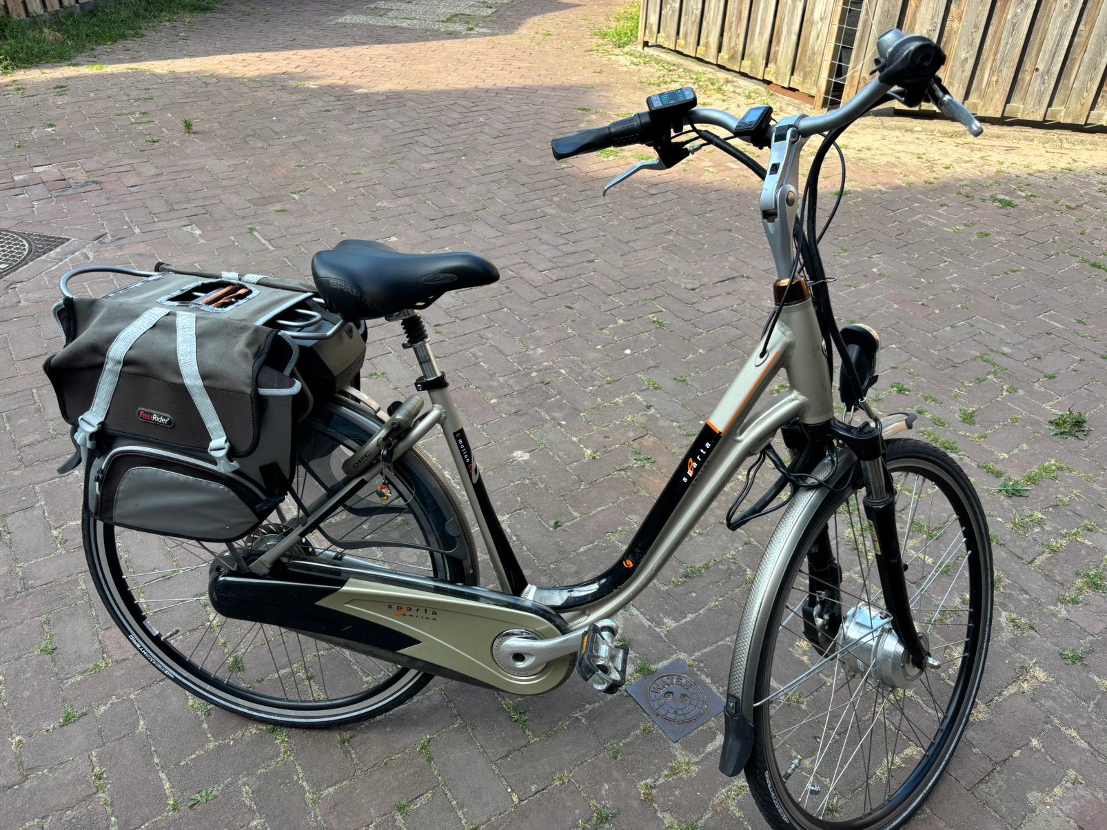 Nette Sparta emotion c3, Fietsen en Brommers, Elektrische fietsen, Gebruikt, Sparta, 47 tot 51 cm, Minder dan 30 km per accu, Ophalen