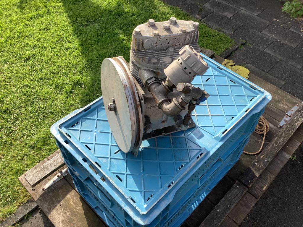 Twee cilinder compressor blokje, Ophalen, Gebruikt