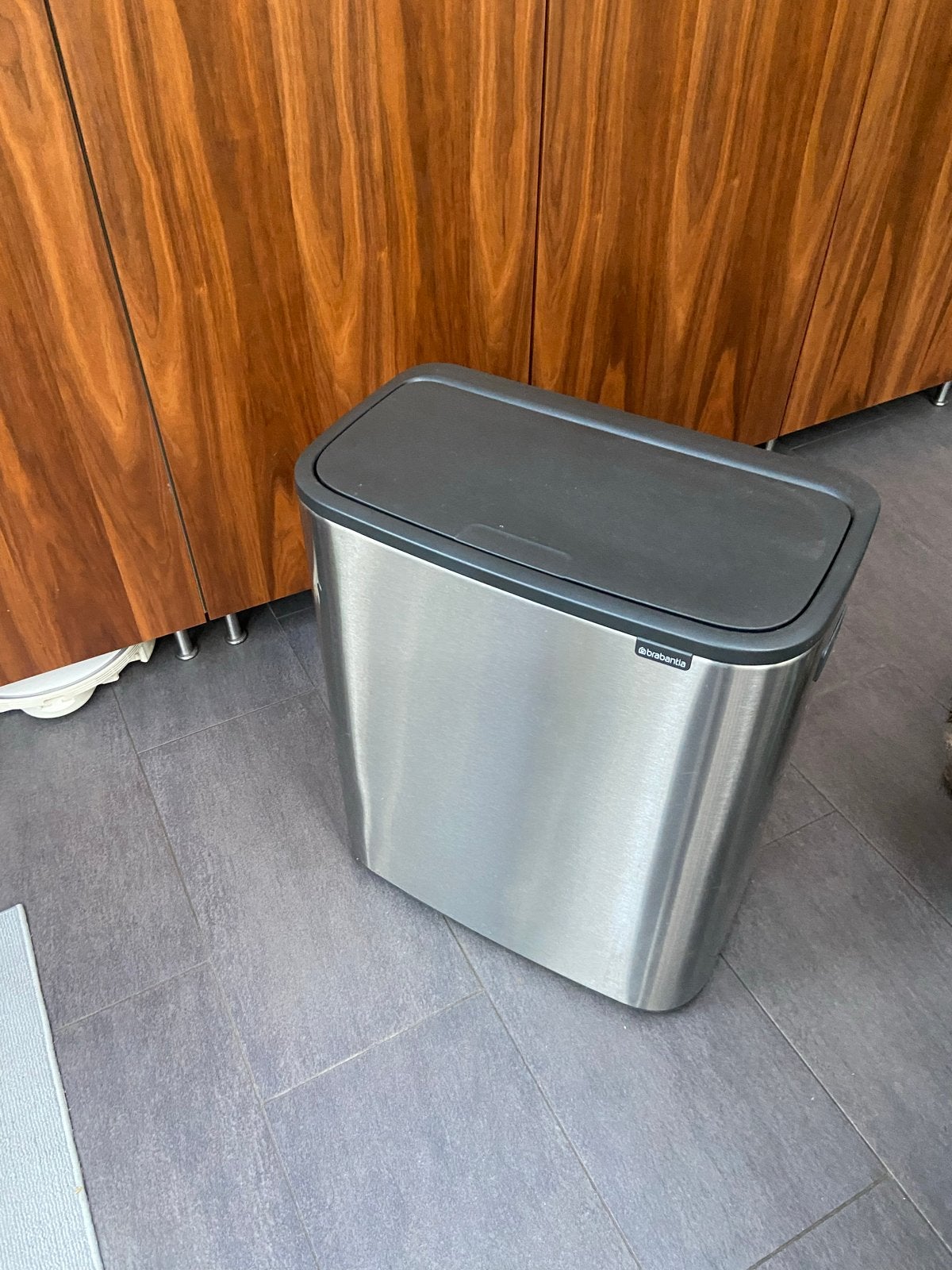 Brabantia Bo Touch Bin, 2x30L RVS, Vingervlekvrij, 40 liter of meer, Ophalen, Gebruikt, Rvs