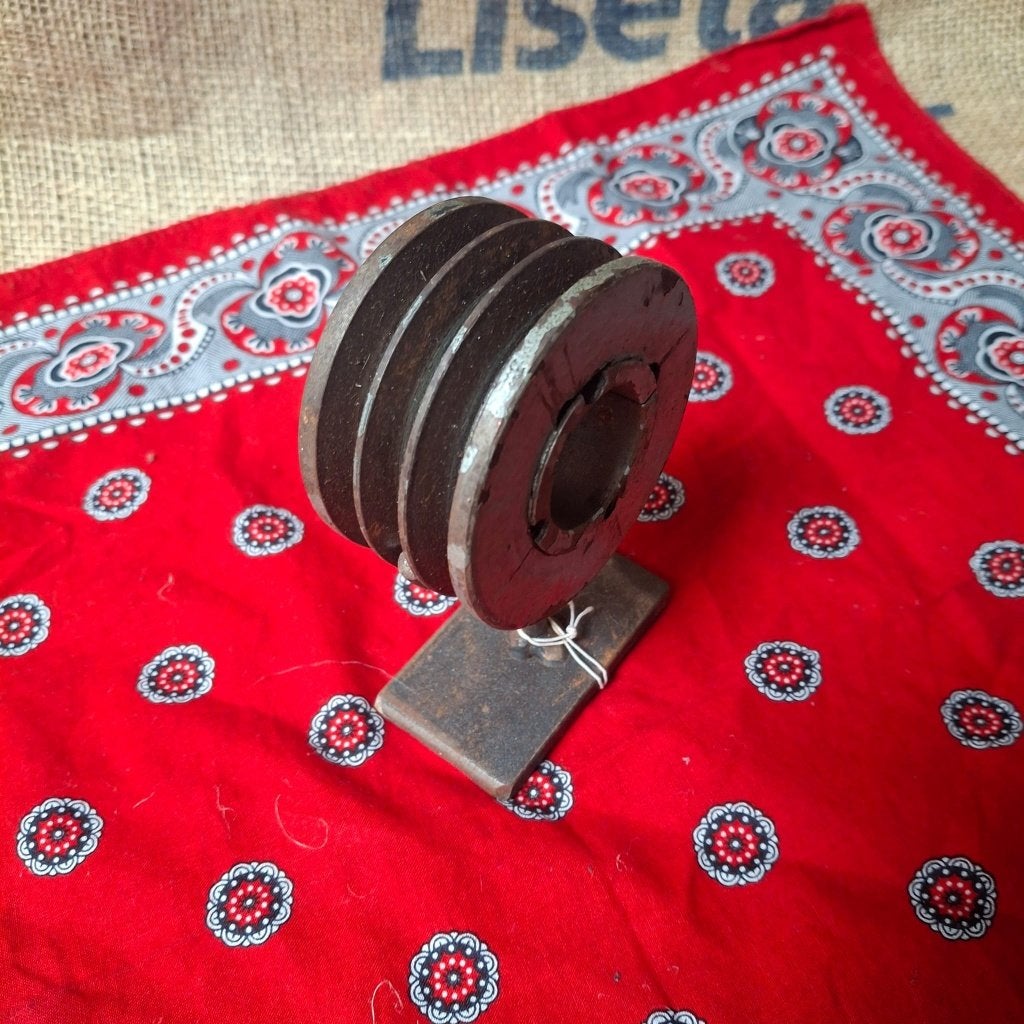 Poelie op stander - IJzerwerk, Ophalen of Verzenden
