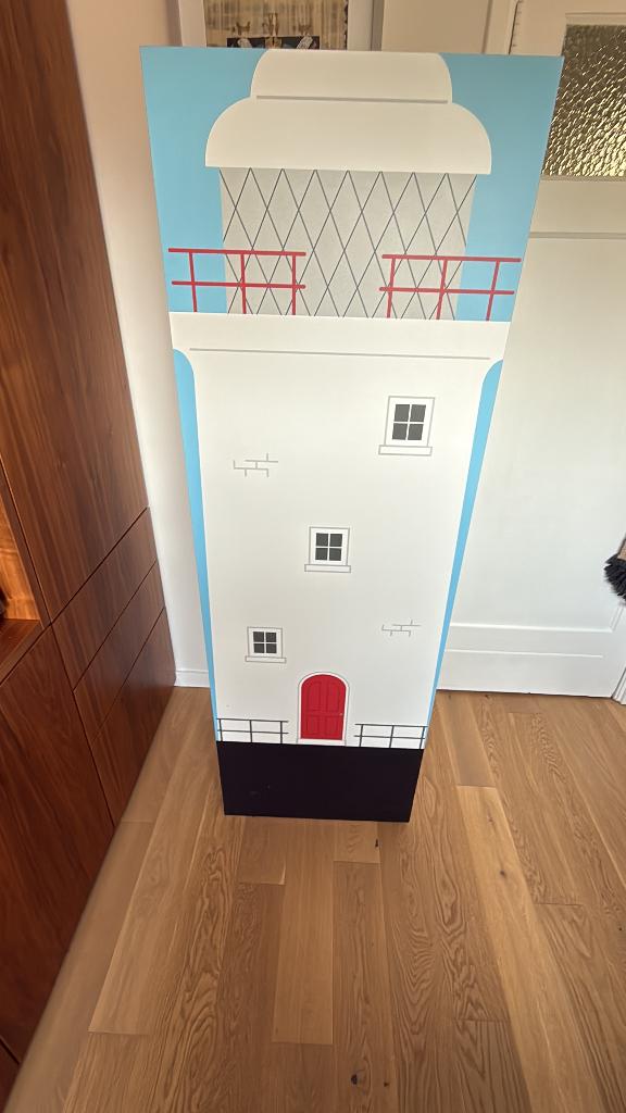 Kleine kledingkast met vuurtorenmotief, Ophalen, 50 tot 100 cm, Zo goed als nieuw, 150 tot 200 cm