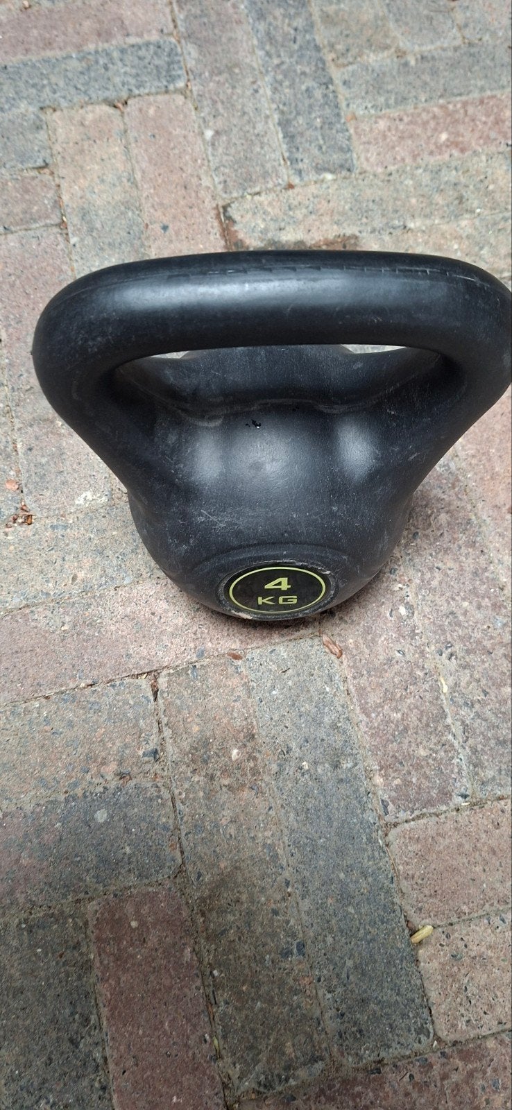 Kettlebell 4 KG - Ideaal voor thuistraining, Ophalen, Gebruikt, Benen, Kettlebell
