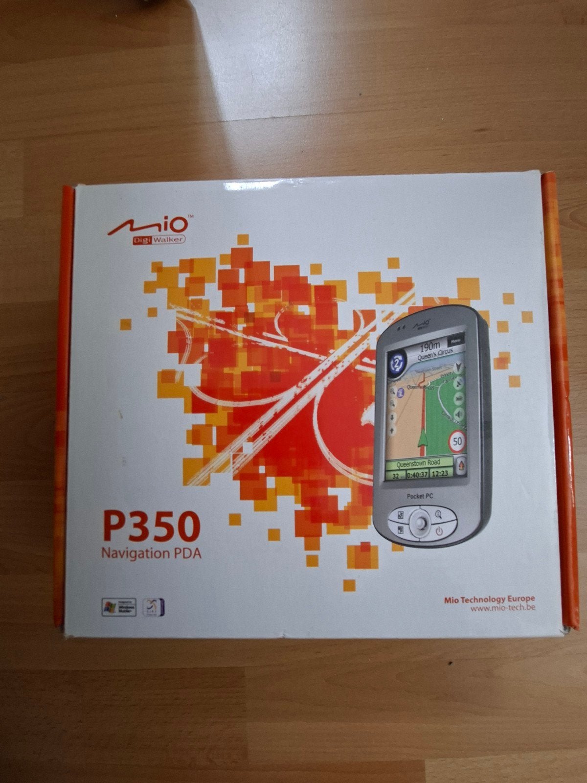 Mio DigiWalker P350 Navigatie PDA met accessoires, Ophalen of Verzenden, Zo goed als nieuw