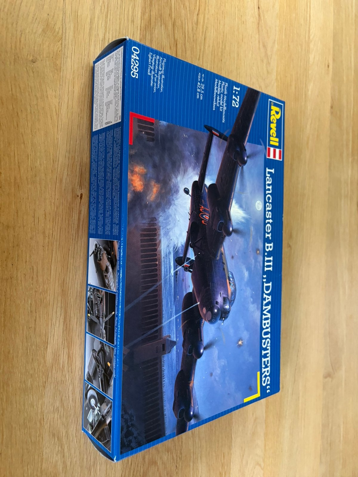 Revell lancaster b.III “dambusters” 1:72 04295, Ophalen, 1:72 tot 1:144, Revell
