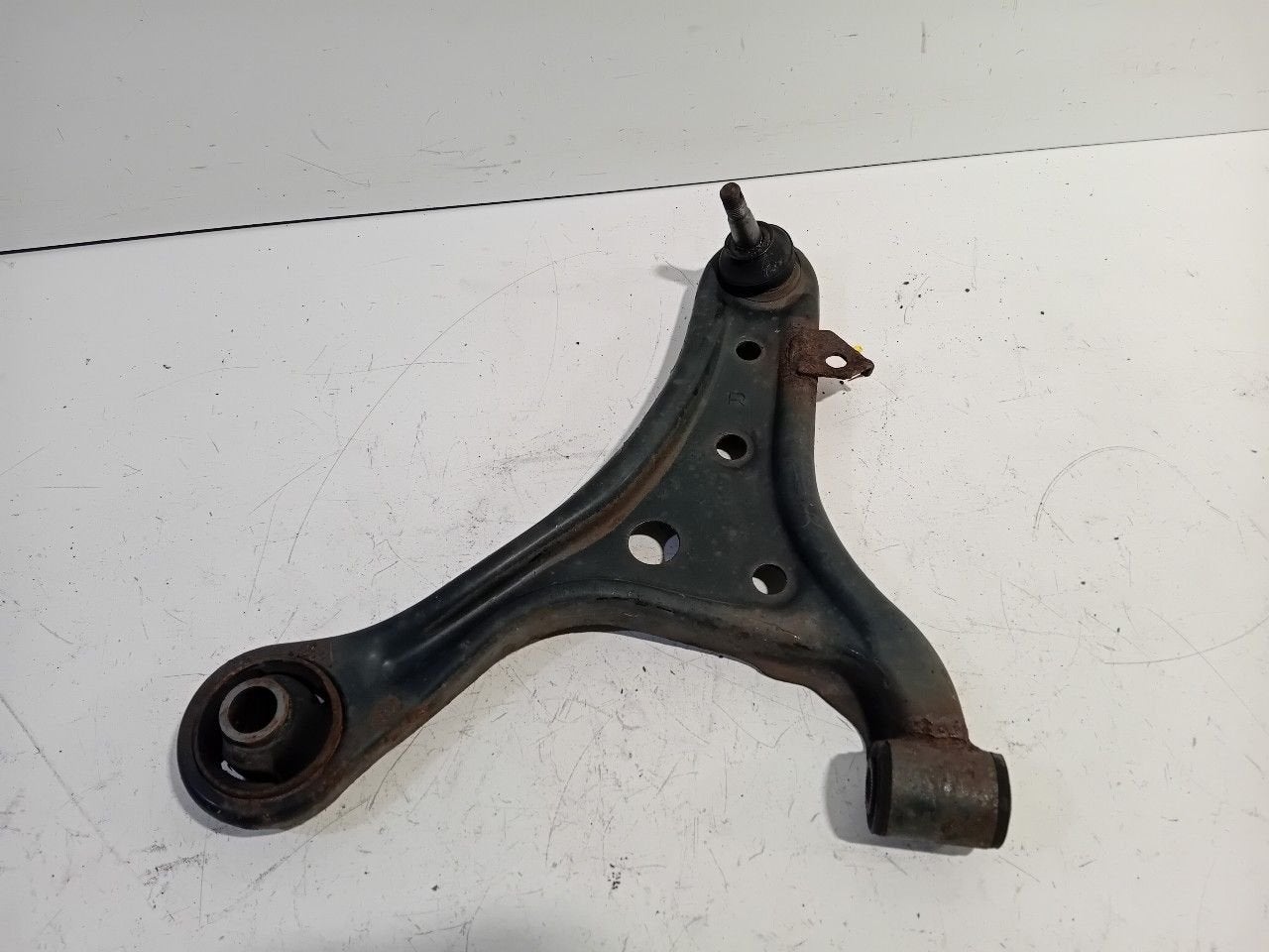 Draagarm rechts voor Toyota iQ, Auto-onderdelen, Onderdelen@venauto.nl, Van der Ven Autorecycling B.V., Gebruikt, Ettenseweg 76, 4706 PB Roosendaal, The Netherlands