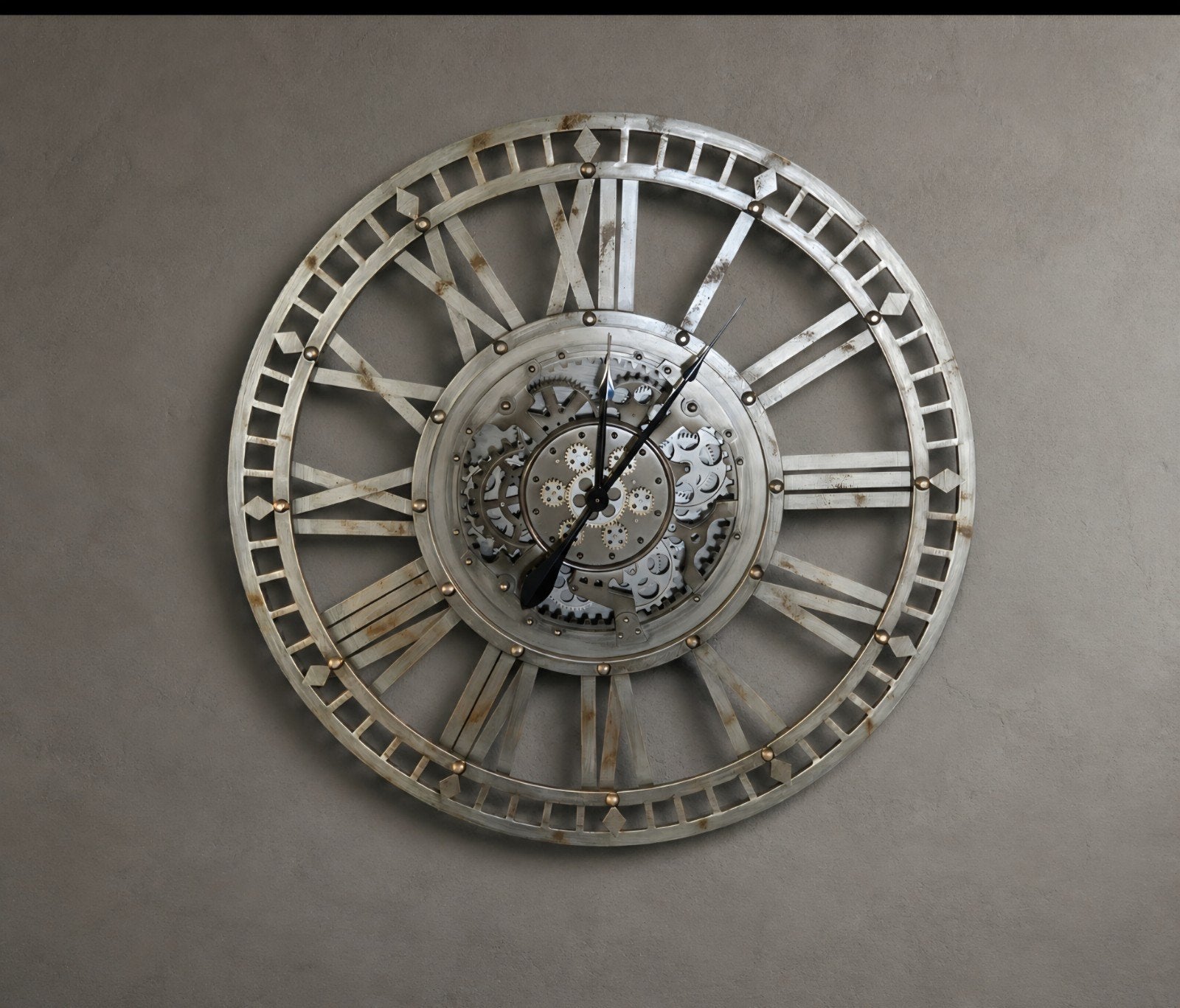 Grote industriële wandklok met zichtbaar uurwerk, Ophalen of Verzenden