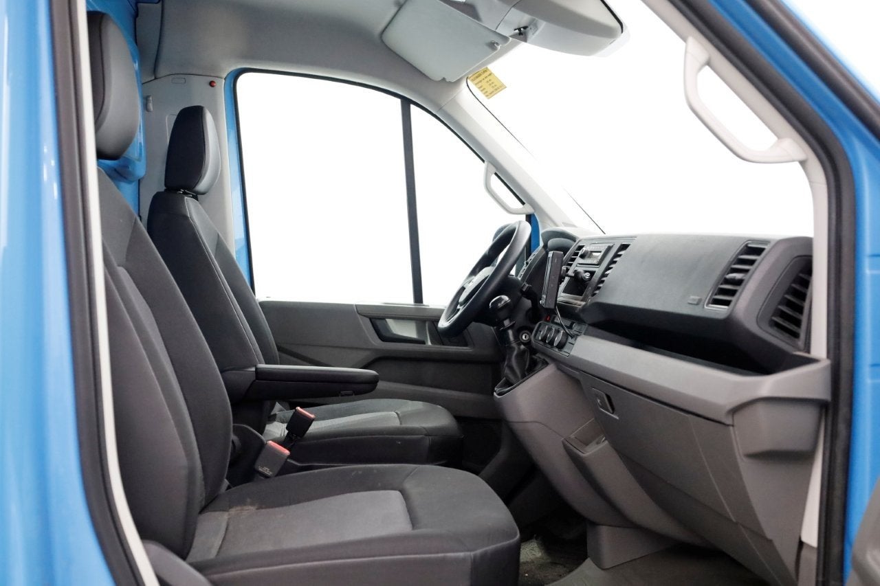 Volkswagen Crafter 35 2.0 TDI E6 Bakwagen met achterdeuren 2, Voorwielaandrijving, Dealer onderhouden, Gebruikt, Euro 6