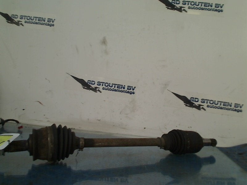 Aandrijfas Links Voor Lancia Ypsilon (312) (2011-05/..), Gebruikt, Lancia Automobiles - Stellantis Europe S.p.A, Info@lancia.de